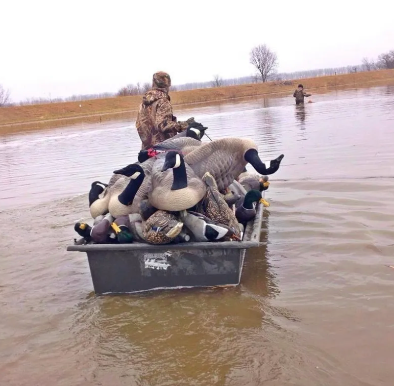 Decoy Sled/Cockpit Cover – Four Rivers Layout Boats